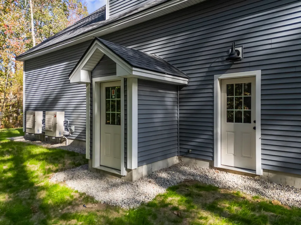 11 Heritage Lane Kennebunk ME 04043