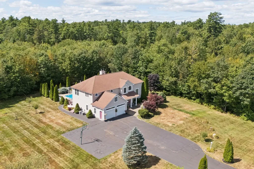 14 Patrick Drive Gorham ME 04038
