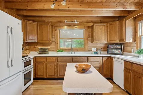 32 N Saunders Road Greene ME 04236