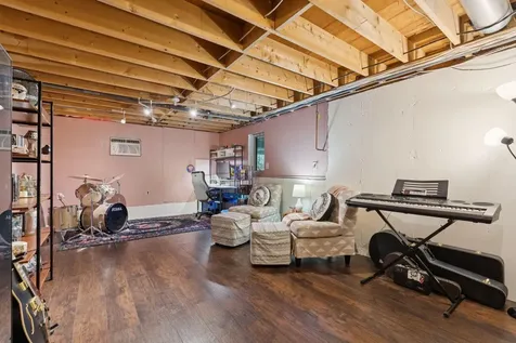 32 N Saunders Road Greene ME 04236