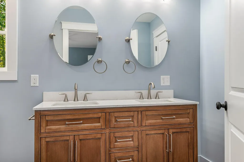 214 Center Road Lebanon ME 04027