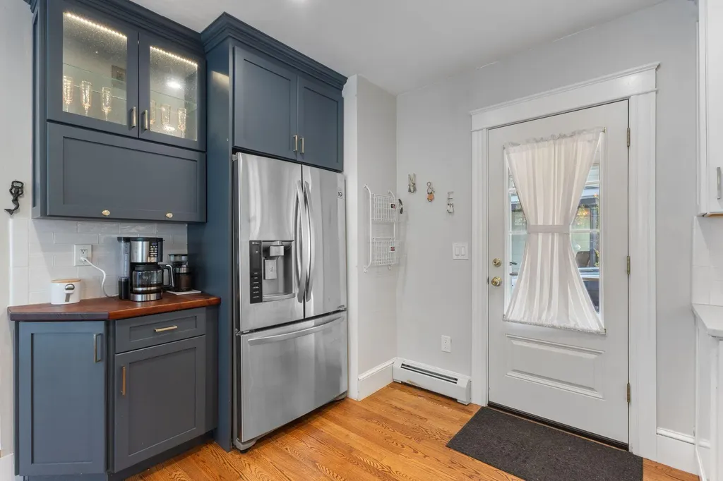 52 Maplewood Street Portland ME 04103