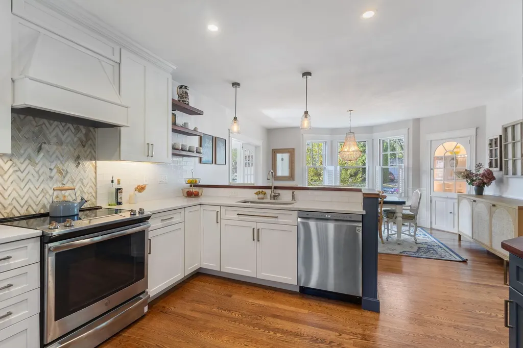 52 Maplewood Street Portland ME 04103