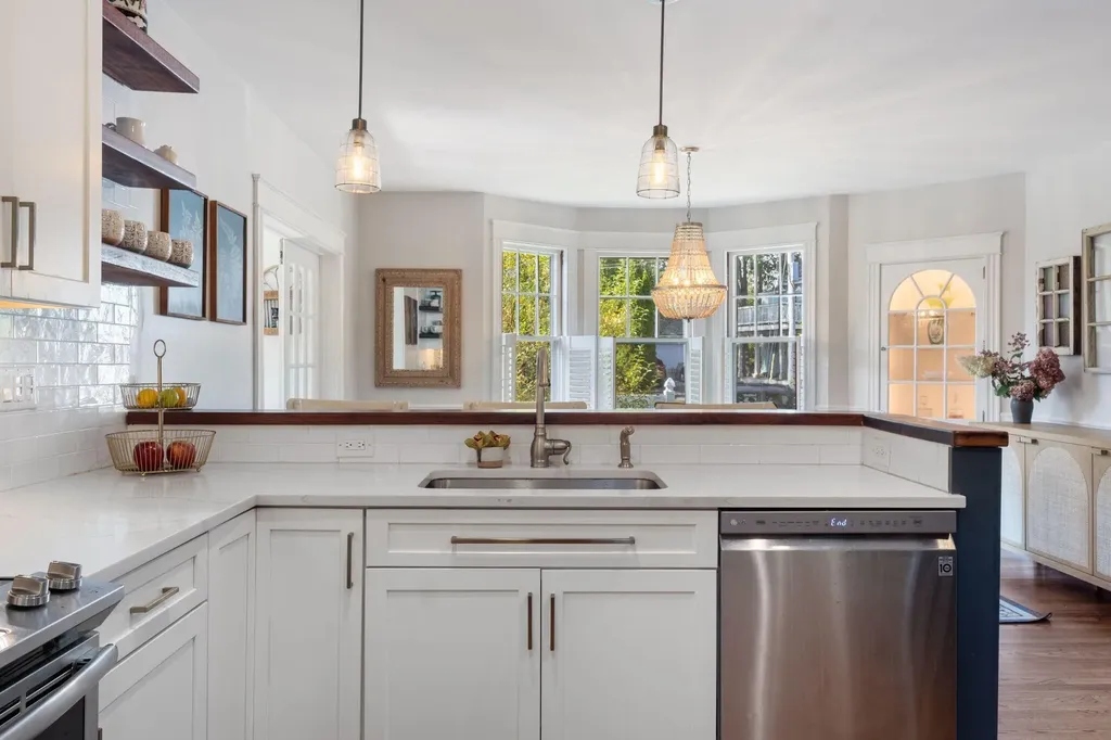 52 Maplewood Street Portland ME 04103