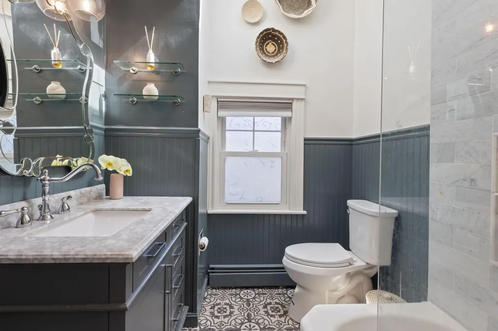 52 Maplewood Street Portland ME 04103