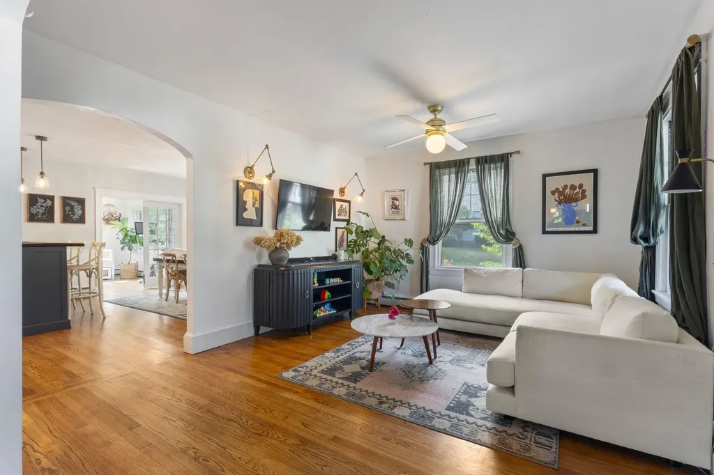 52 Maplewood Street Portland ME 04103