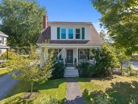 52 Maplewood Street Portland ME 04103