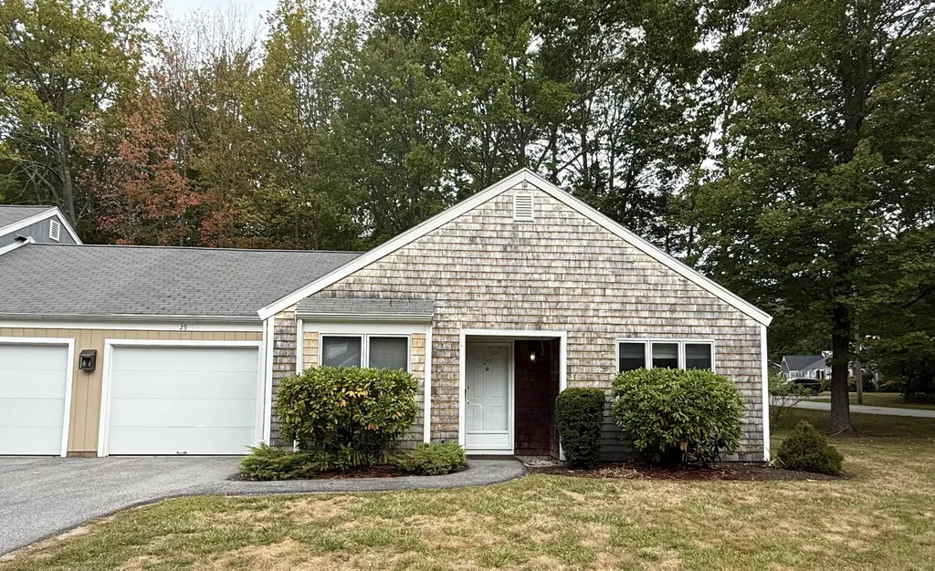 29 Stratton Road Scarborough ME 04074