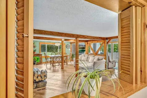 47 Higgins Road Palmyra ME 04965