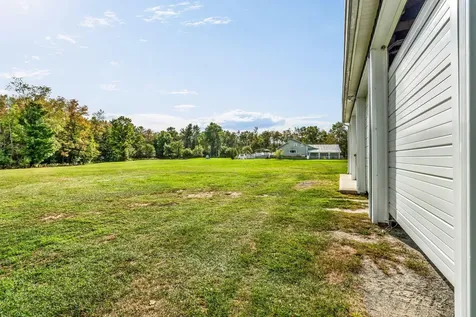 47 Higgins Road Palmyra ME 04965