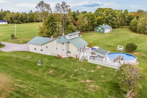 47 Higgins Road Palmyra ME 04965
