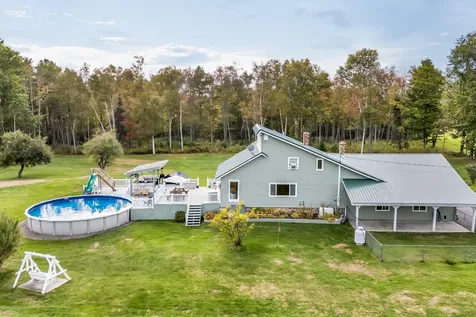 47 Higgins Road Palmyra ME 04965