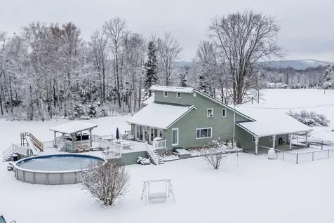 47 Higgins Road Palmyra ME 04965