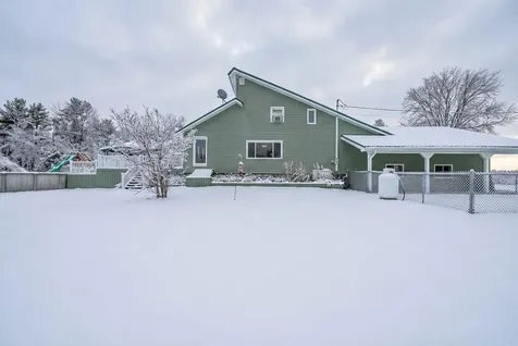 47 Higgins Road Palmyra ME 04965