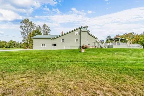 47 Higgins Road Palmyra ME 04965