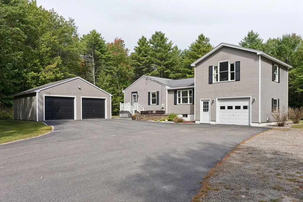 141 Rabbit Road Durham ME 04222