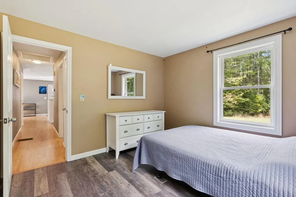 141 Rabbit Road Durham ME 04222