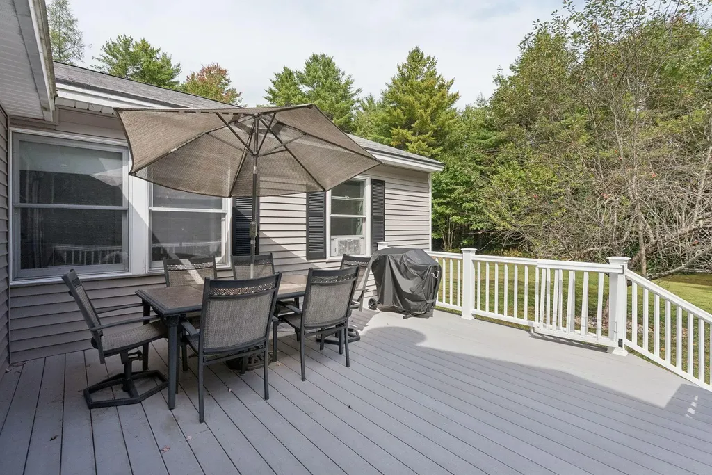 141 Rabbit Road Durham ME 04222