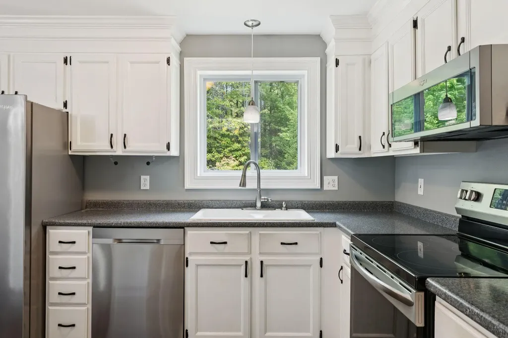 141 Rabbit Road Durham ME 04222
