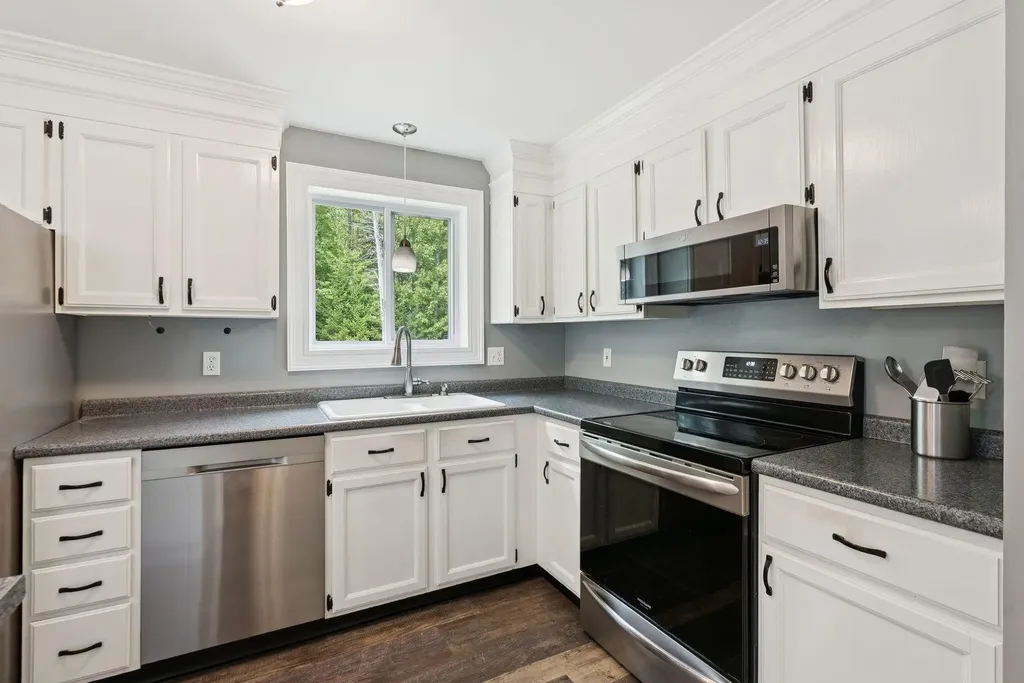 141 Rabbit Road Durham ME 04222