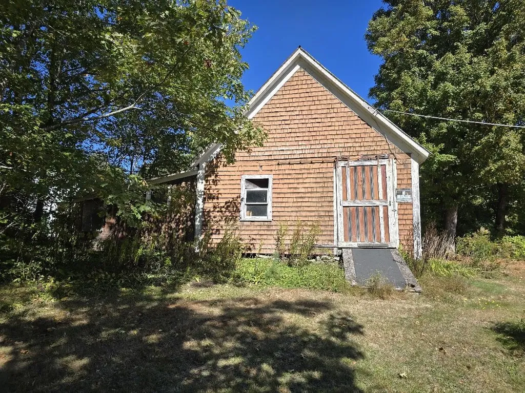 21 Bluff Road Concord Twp ME 04920