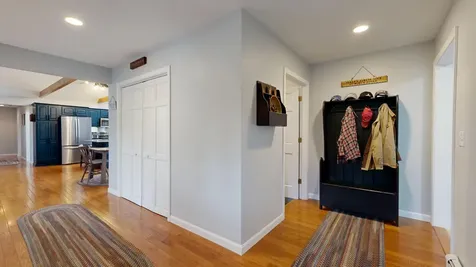 10 Hackett Mills Road Poland ME 04274