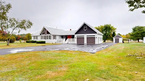 10 Hackett Mills Road Poland ME 04274