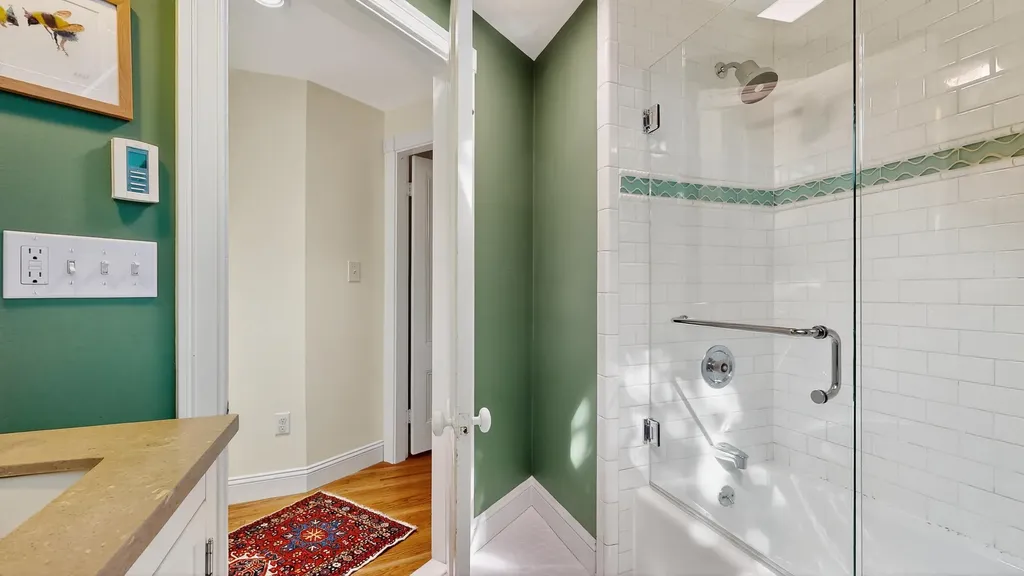 294 Pine Street South Portland ME 04106