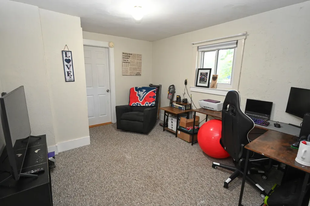 420 Main Road S Hampden ME 04444