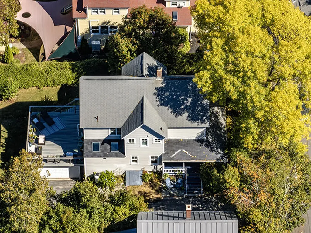 33 Pearl Street Camden ME 04843