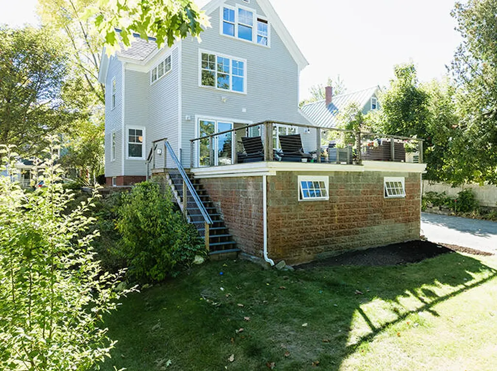33 Pearl Street Camden ME 04843