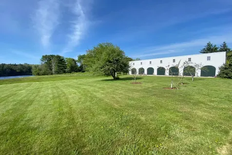 32 Murray Hill Road Boothbay ME 04544