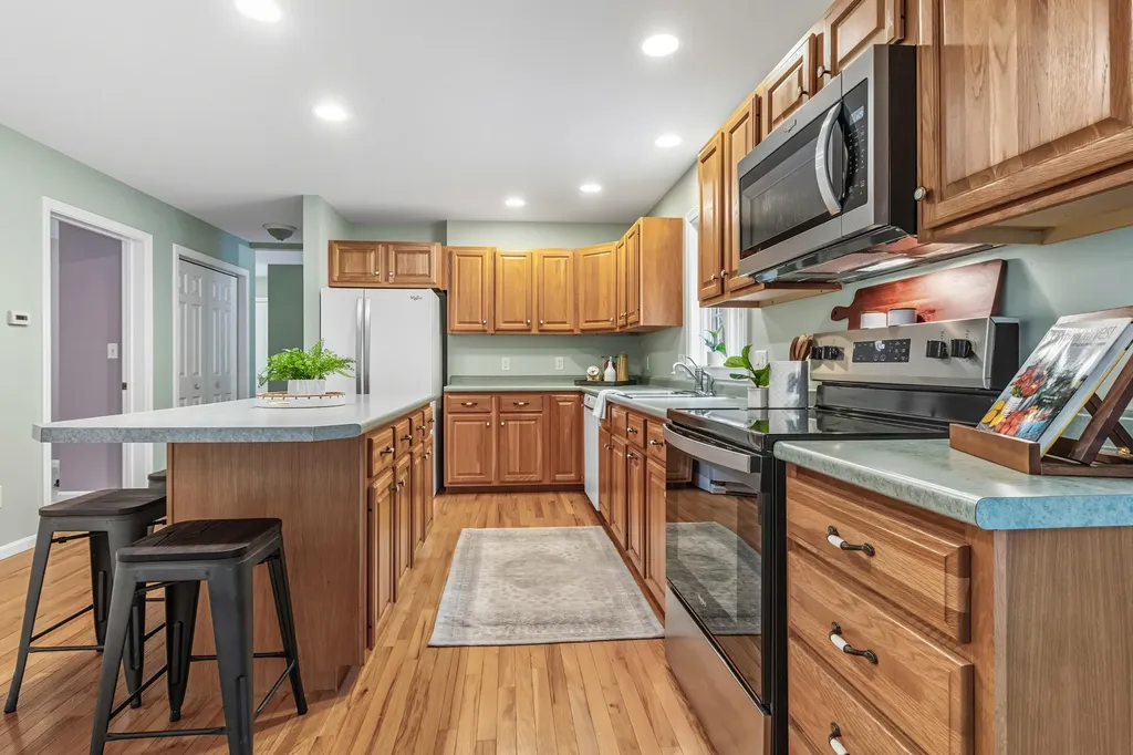 18 Ansel Lane North Yarmouth ME 04097