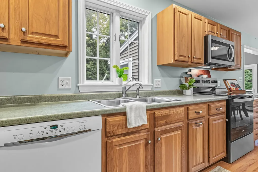 18 Ansel Lane North Yarmouth ME 04097