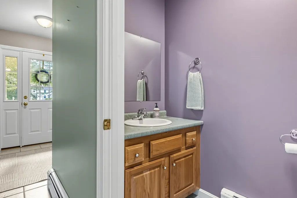 18 Ansel Lane North Yarmouth ME 04097