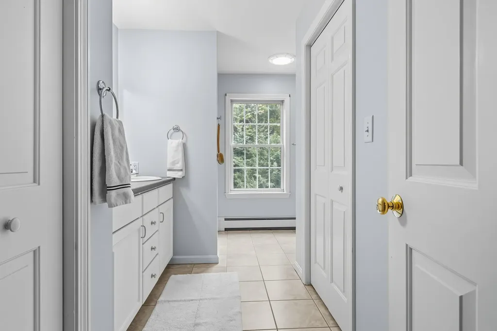 18 Ansel Lane North Yarmouth ME 04097