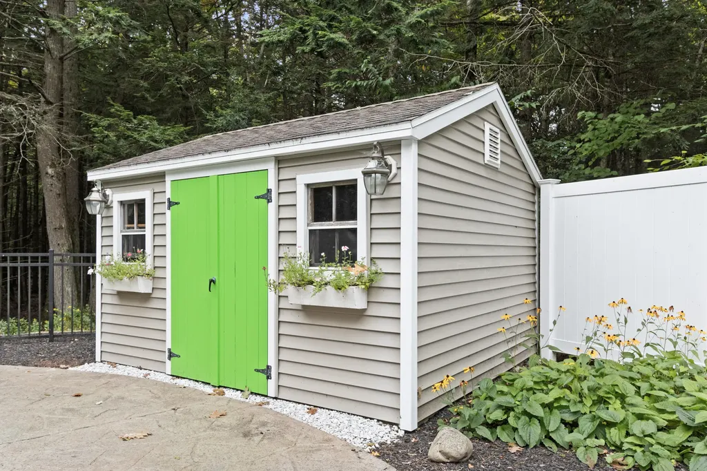18 Ansel Lane North Yarmouth ME 04097