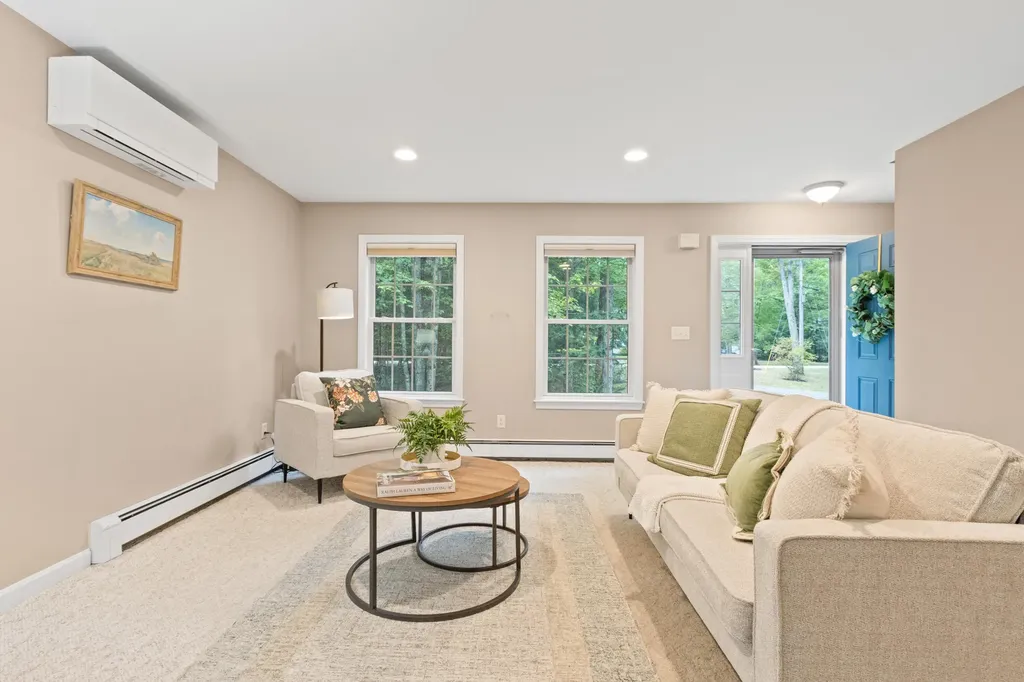 18 Ansel Lane North Yarmouth ME 04097