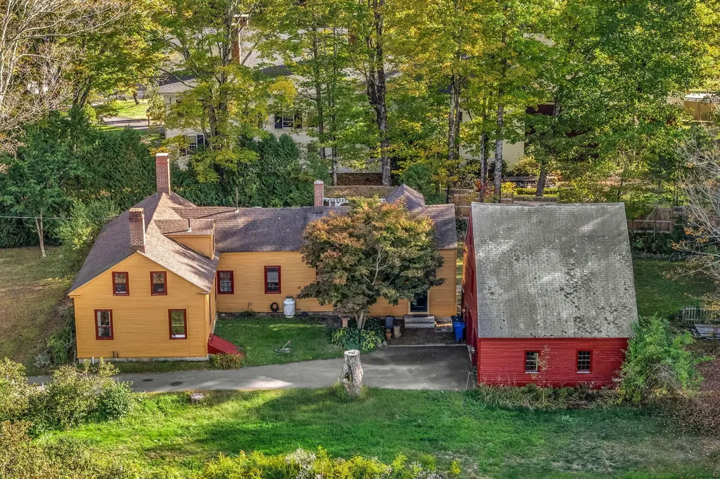 12 Salmon Falls Road Hollis ME 04042