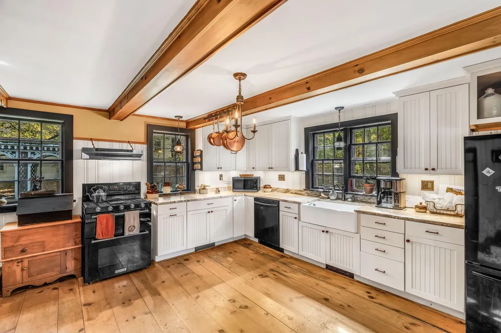 12 Salmon Falls Road Hollis ME 04042