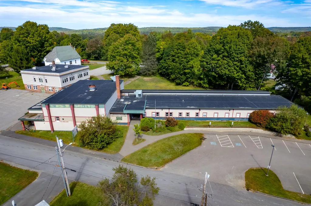 50 Mayo Street Dover-foxcroft ME 04426