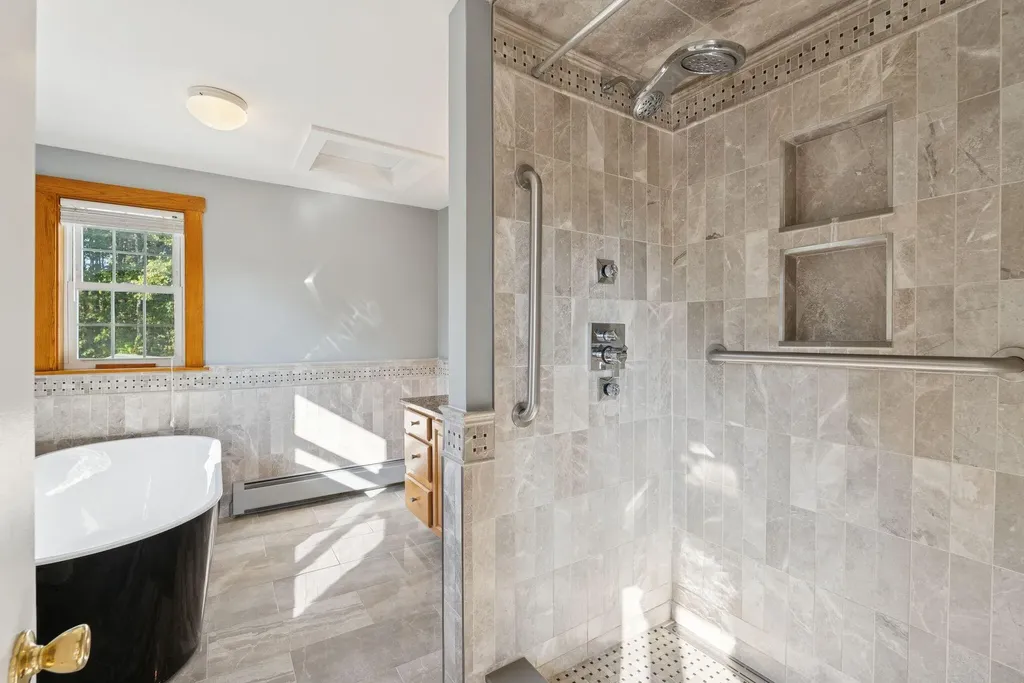 43 Dexter Lane North Yarmouth ME 04097