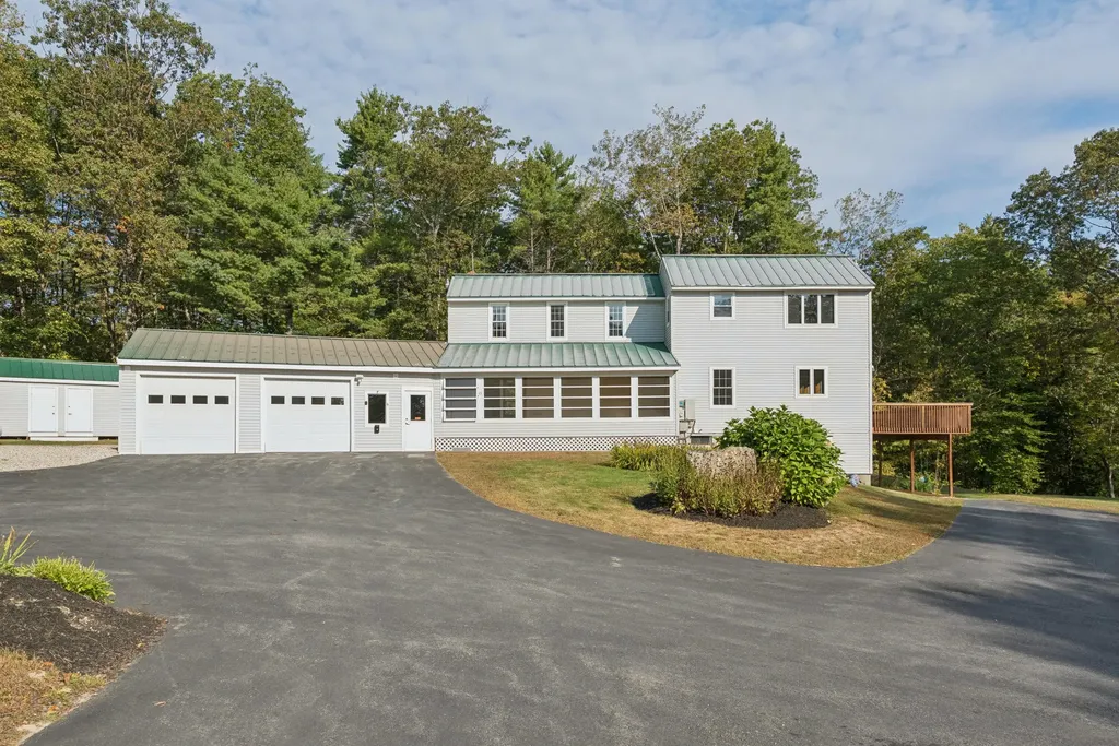 43 Dexter Lane North Yarmouth ME 04097