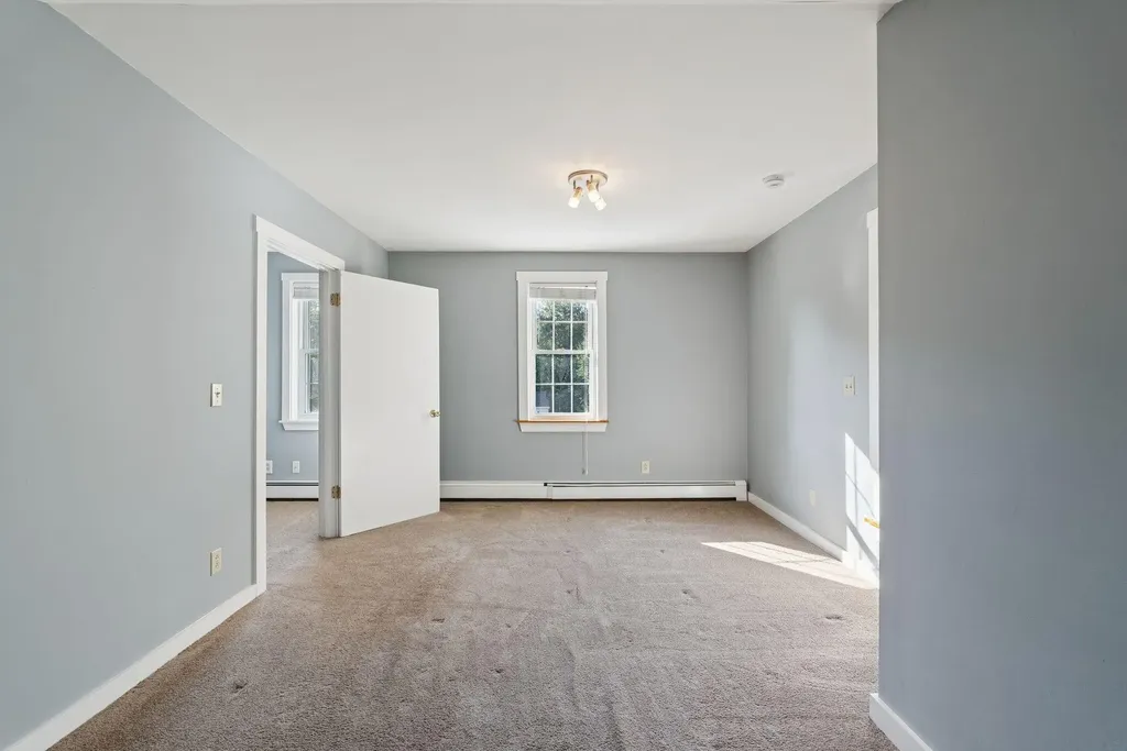 43 Dexter Lane North Yarmouth ME 04097