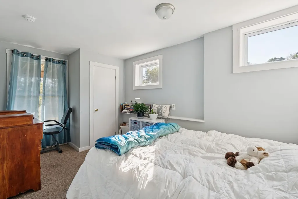 43 Dexter Lane North Yarmouth ME 04097