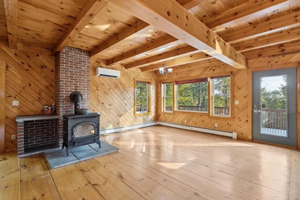 43 Dexter Lane North Yarmouth ME 04097