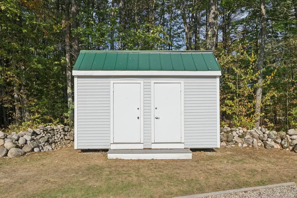 43 Dexter Lane North Yarmouth ME 04097