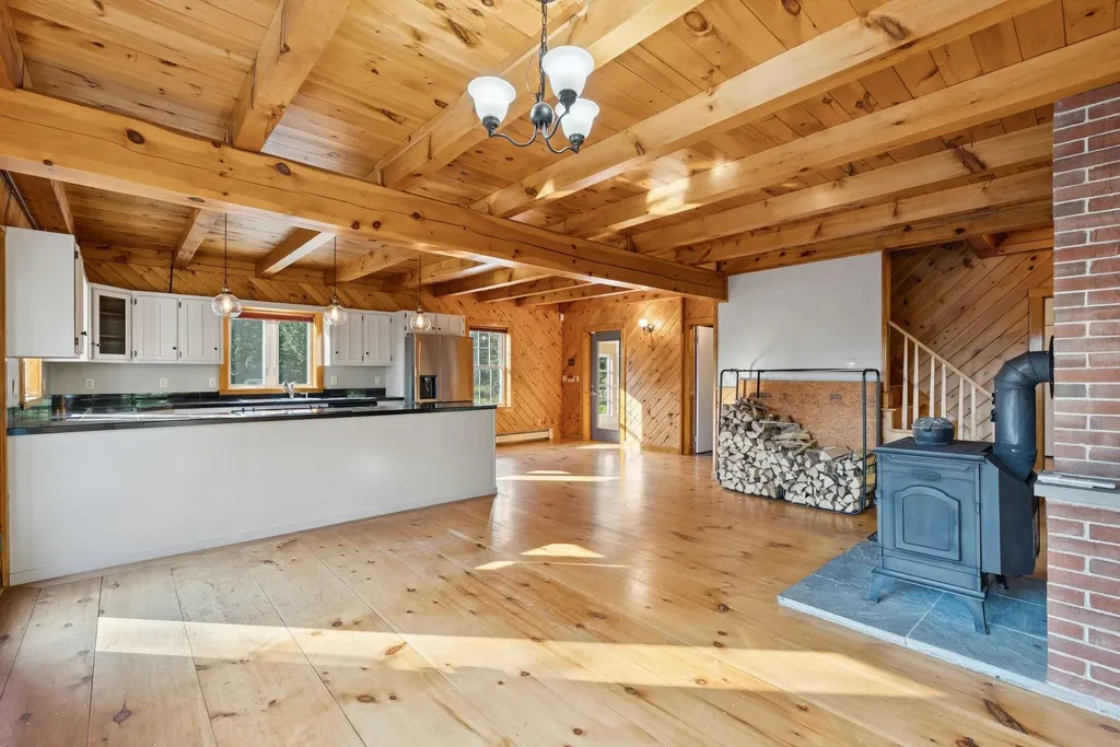 43 Dexter Lane North Yarmouth ME 04097