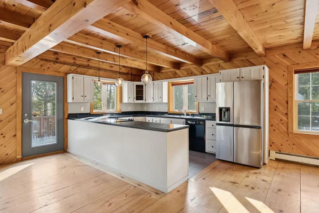 43 Dexter Lane North Yarmouth ME 04097