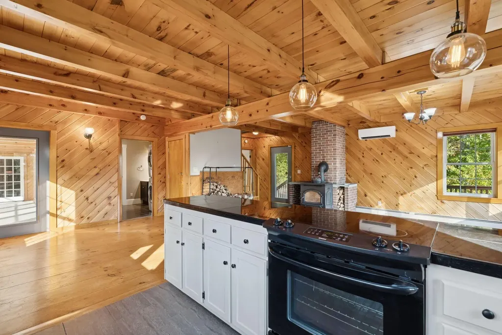43 Dexter Lane North Yarmouth ME 04097